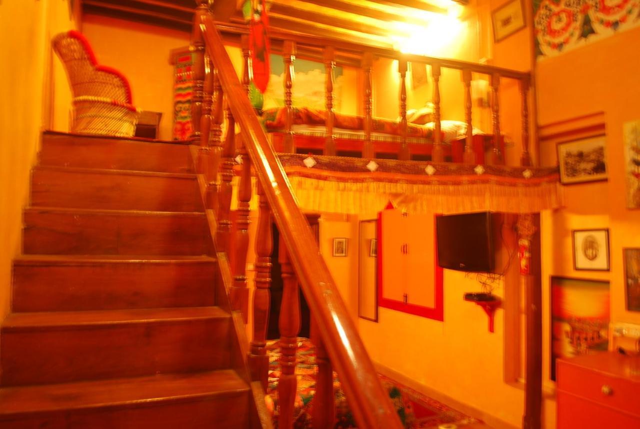 Domas Inn Массури Экстерьер фото